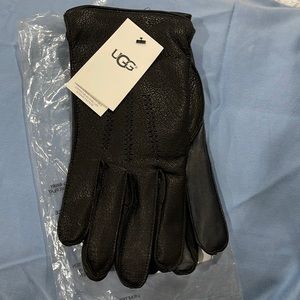 Ugg leather gloves. Men’s large NWT